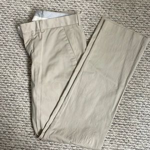 Express photographer khaki dress pants size 31/32